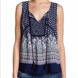 Daniel Rainn sleeveless blouse